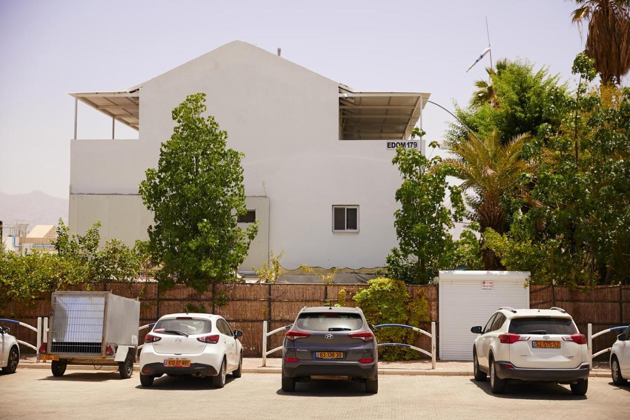 אדום 179, דירות נופש Eilat Bagian luar foto